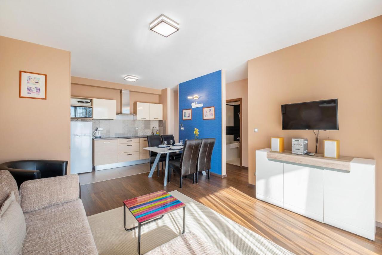 Mf Port Azur Wellness Apartments Siófok Zewnętrze zdjęcie