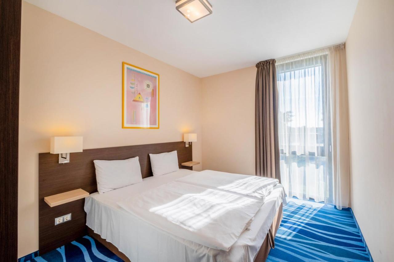 Mf Port Azur Wellness Apartments Siófok Zewnętrze zdjęcie