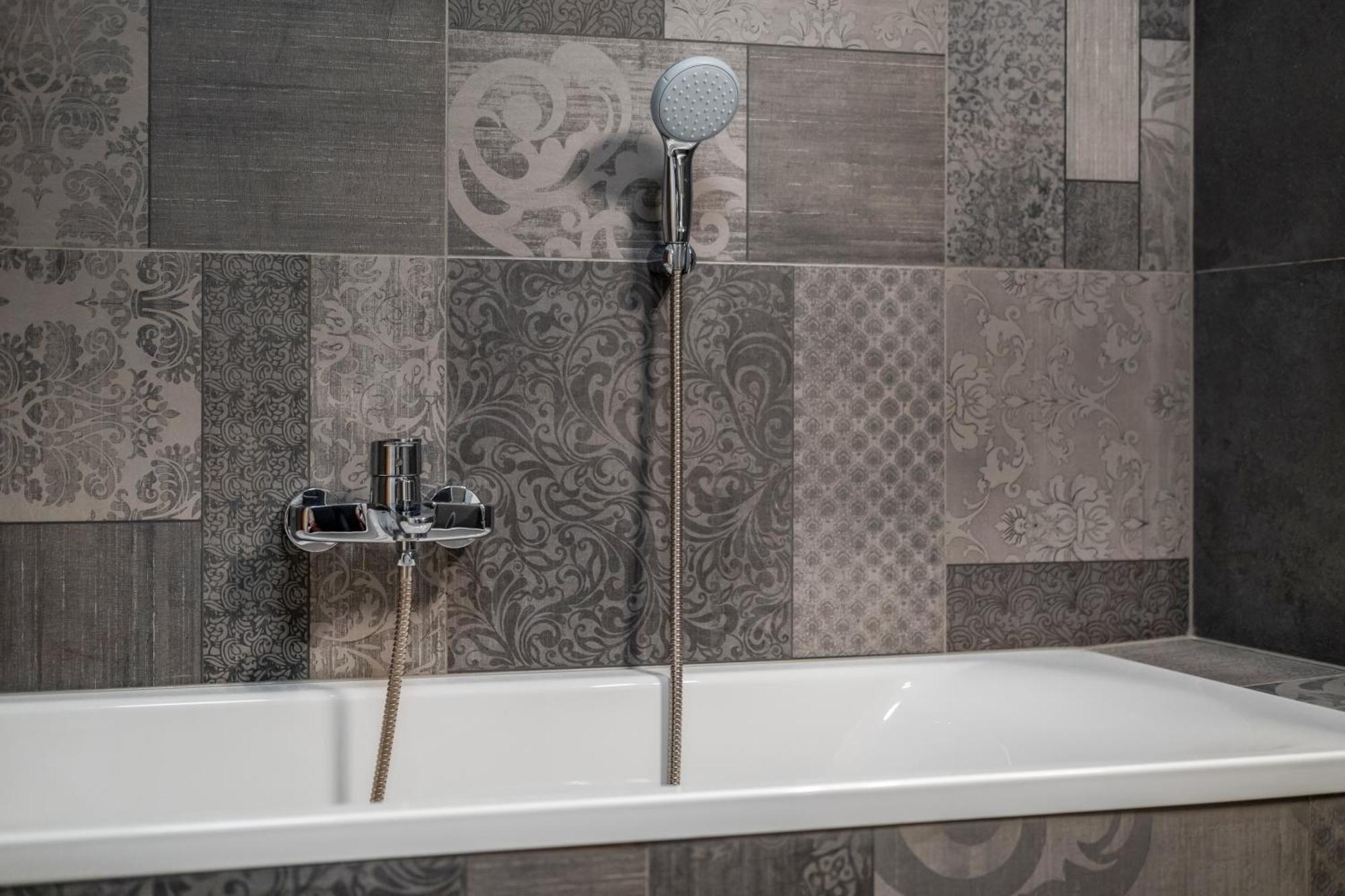 Mf Port Azur Wellness Apartments Siófok Zewnętrze zdjęcie